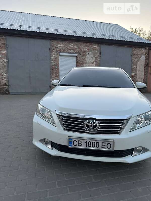 2013 toyota camry