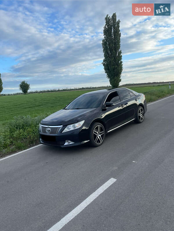 2013 toyota camry