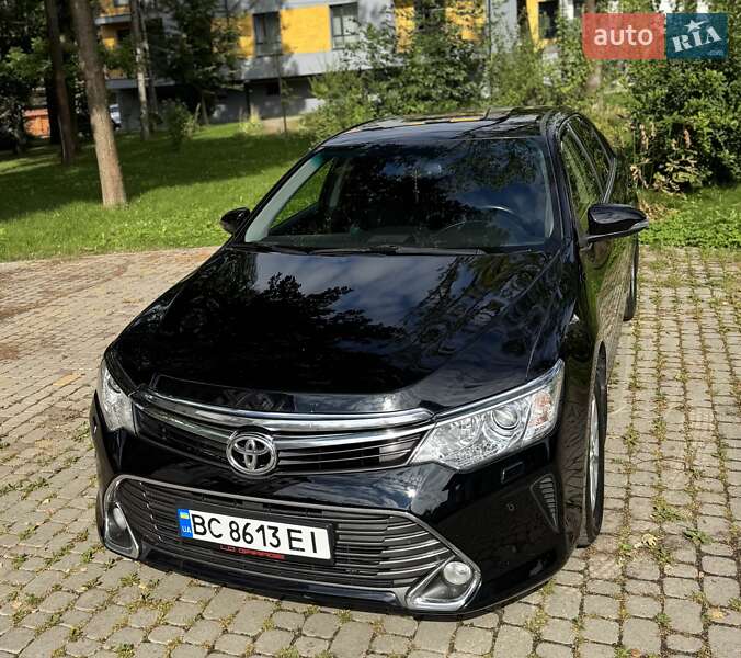 2015 toyota camry
