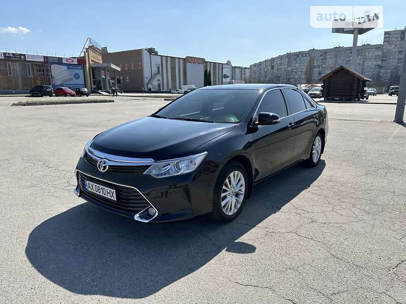 2016 toyota camry