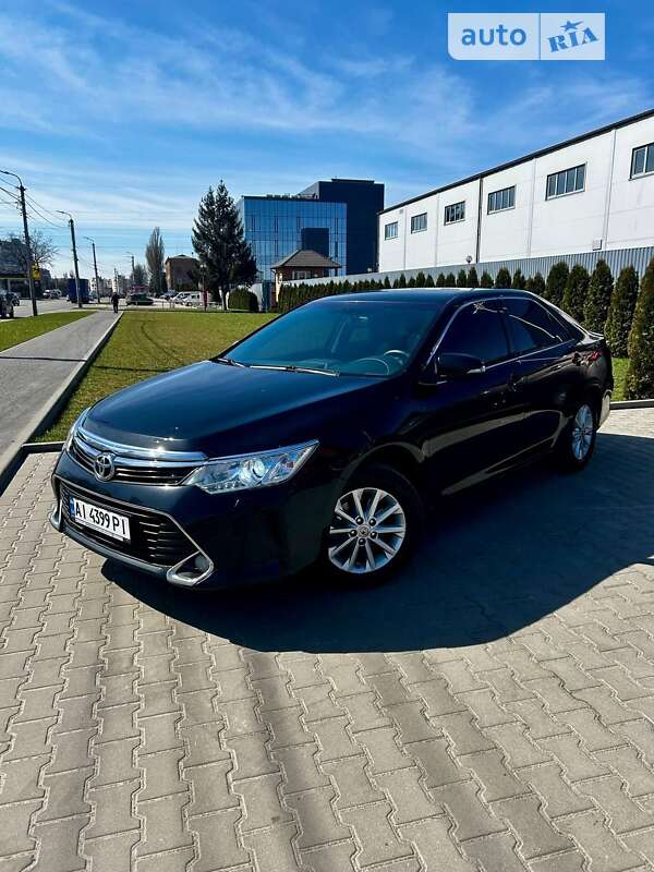 2016 toyota camry