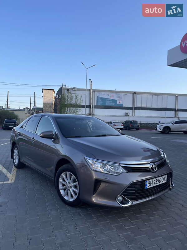 2017 toyota camry