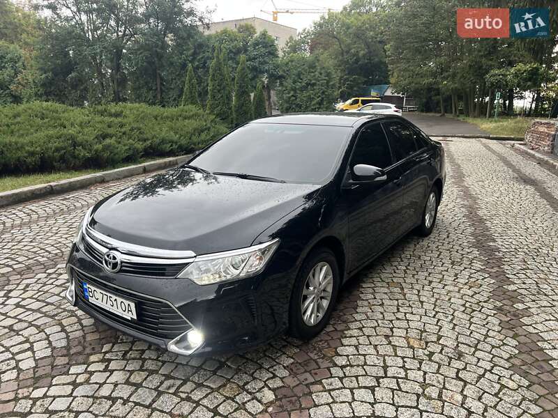 2017 toyota camry