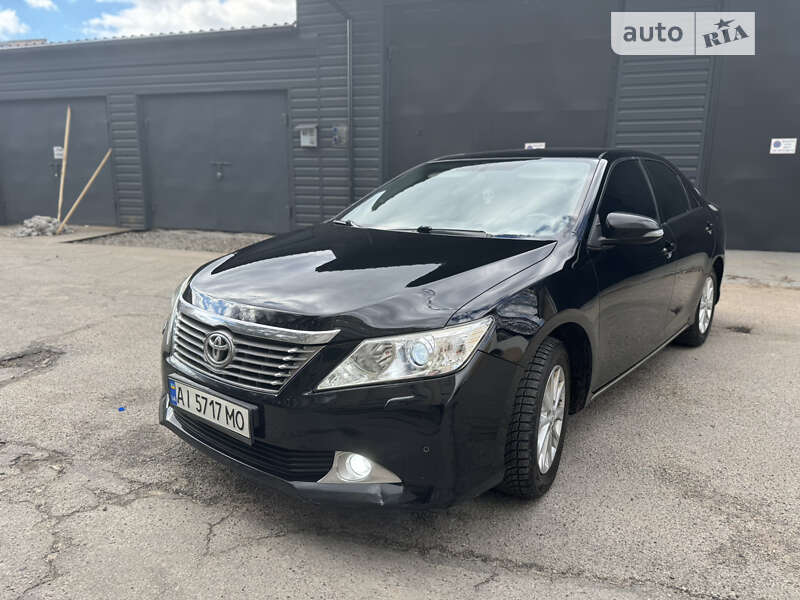 2011 toyota camry