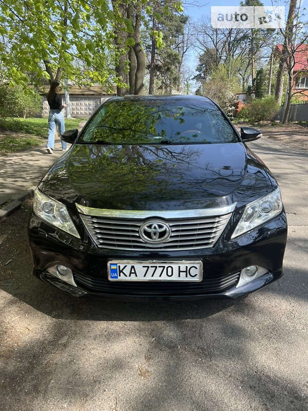 2013 toyota camry