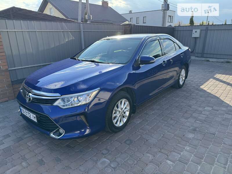 2015 toyota camry
