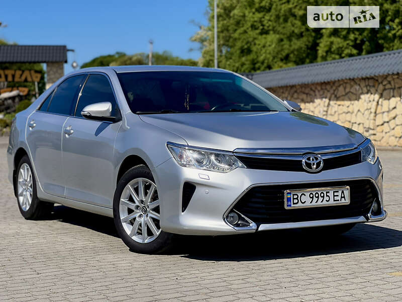 2017 toyota camry