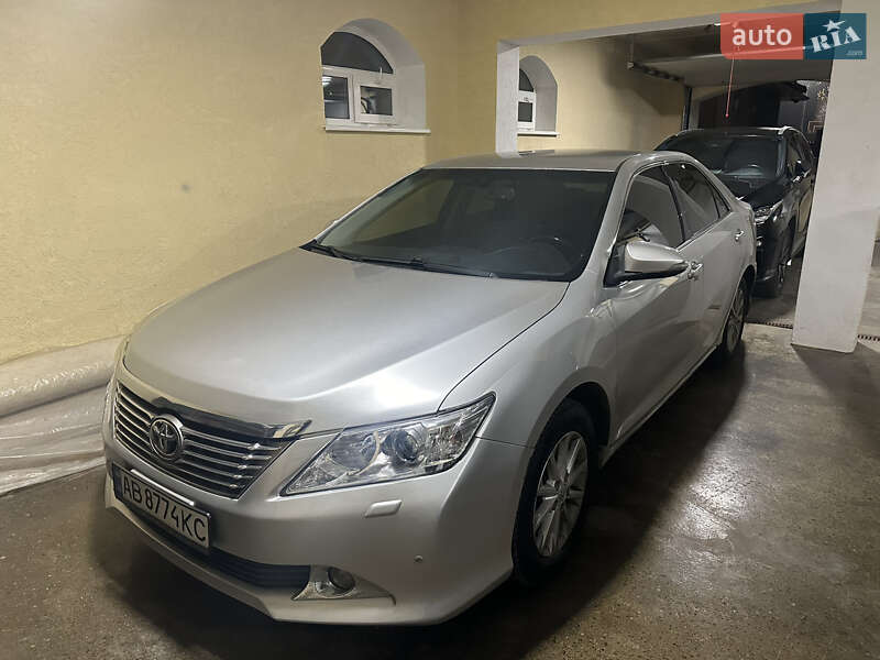 2012 toyota camry