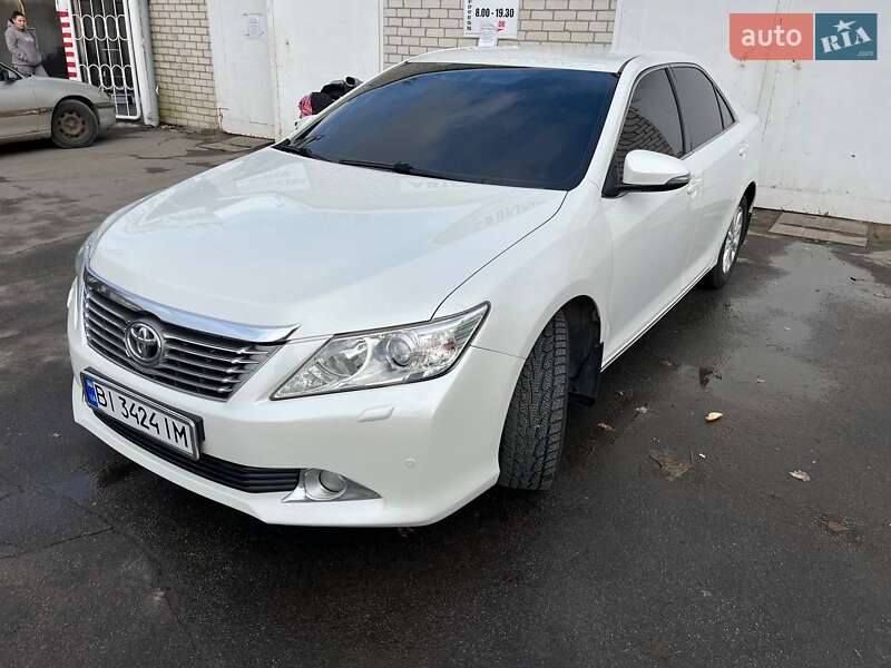 2013 toyota camry