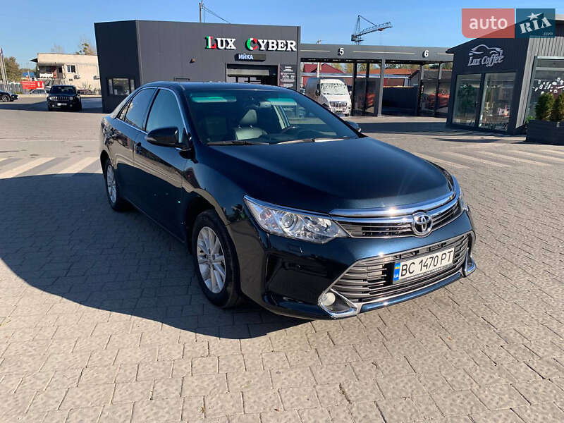 2015 toyota camry