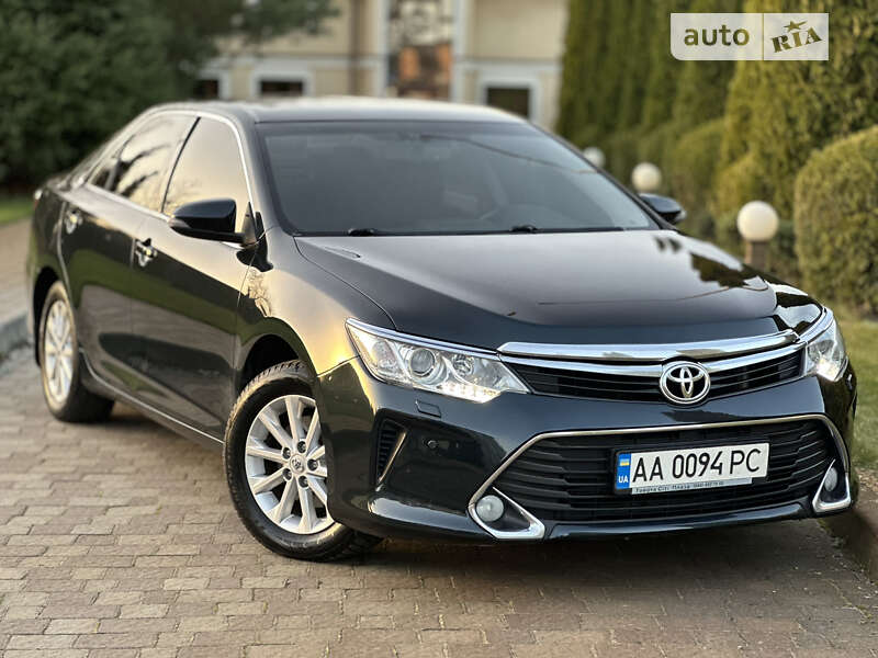 2016 toyota camry