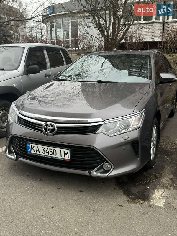 2017 toyota camry