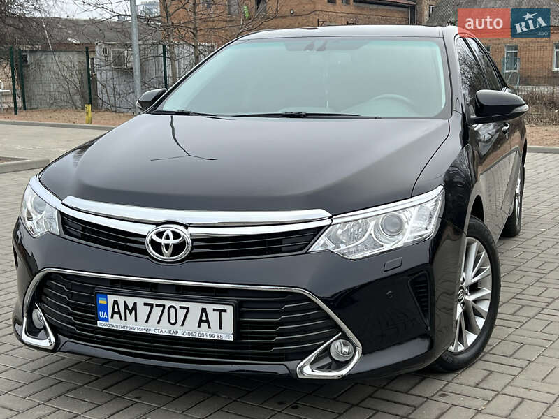 2017 toyota camry