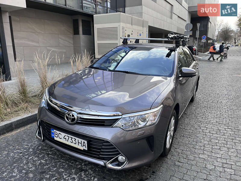 2017 toyota camry