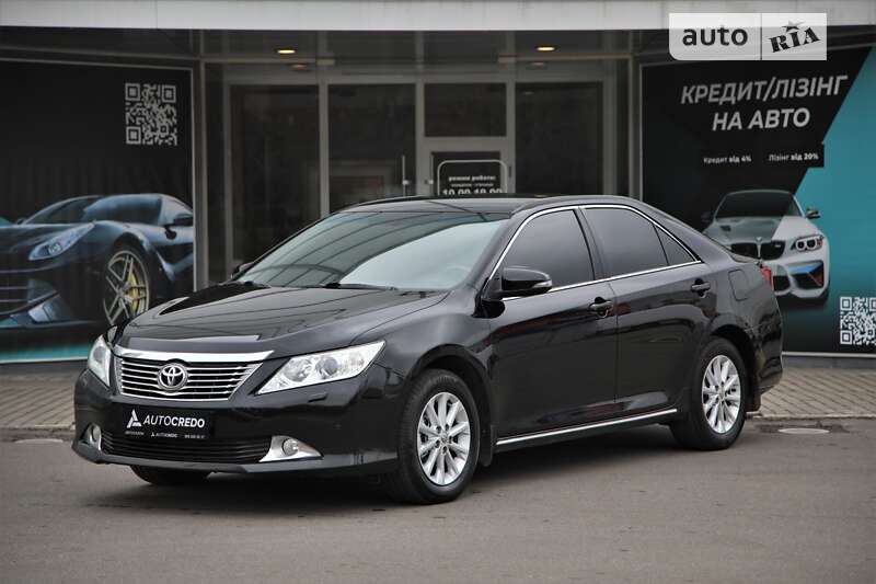 2011 toyota camry