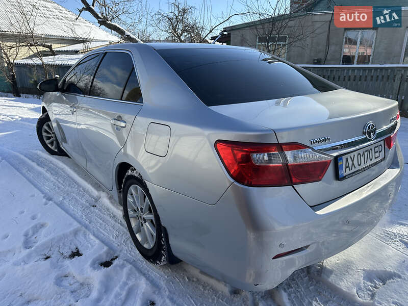 2012 toyota camry