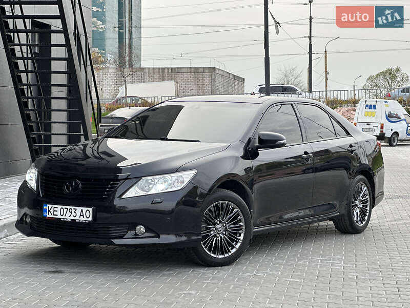 2012 toyota camry