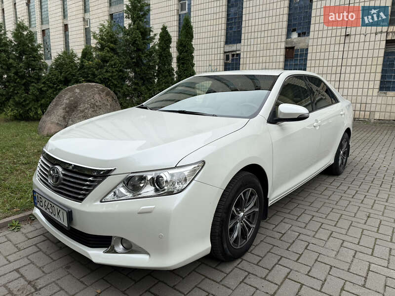 2012 toyota camry