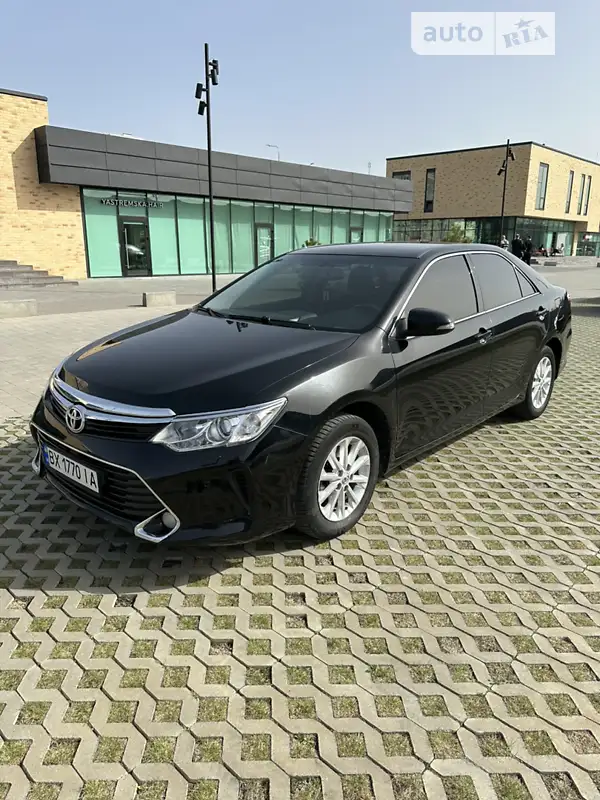 2016 toyota camry