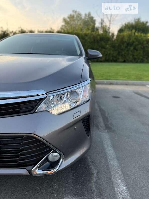 2017 toyota camry