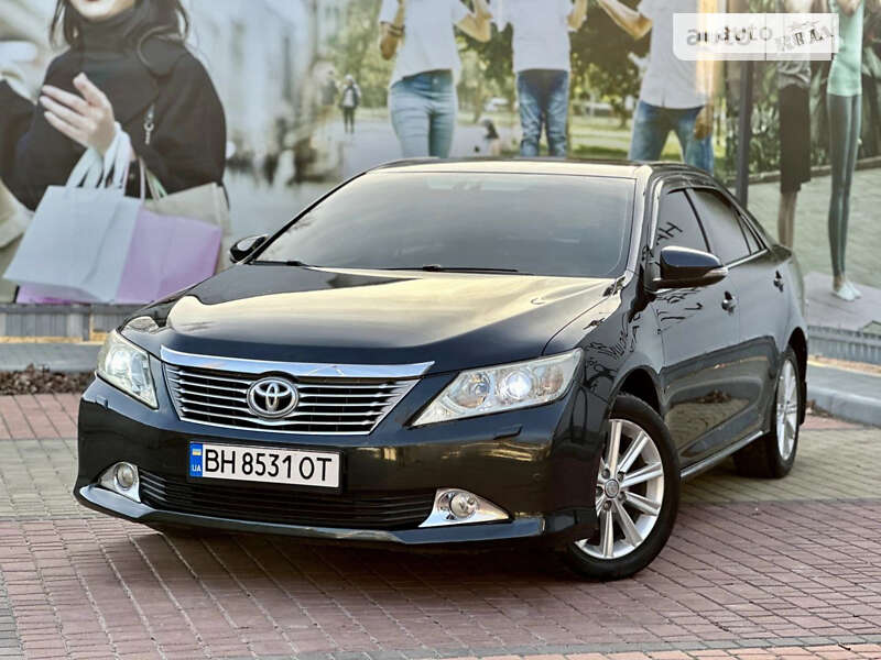 2011 toyota camry
