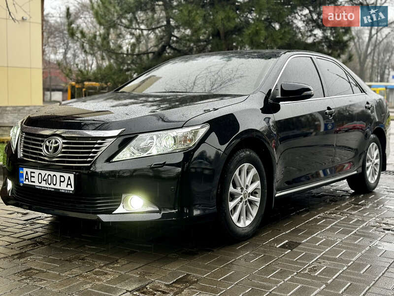 2011 toyota camry
