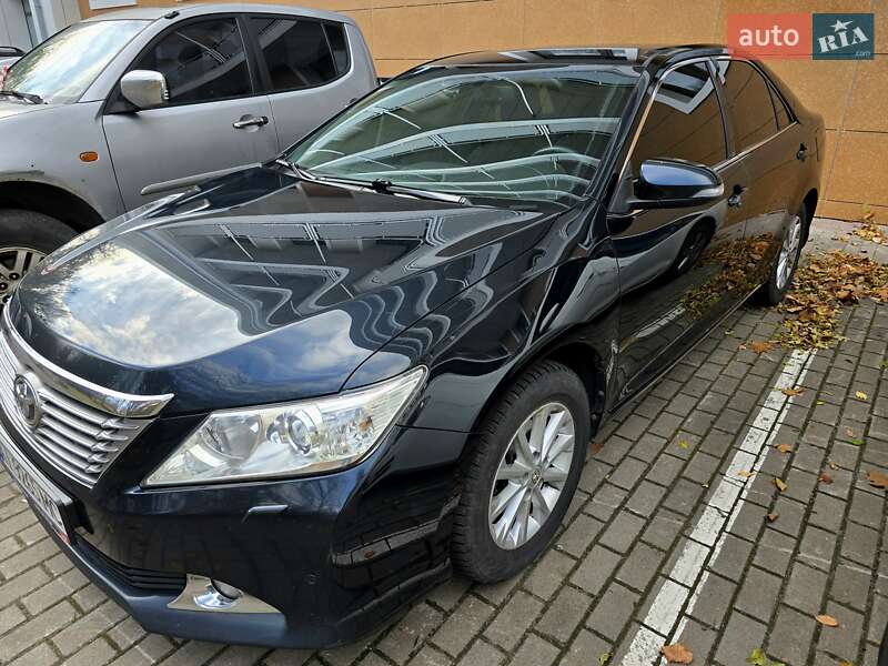 2013 toyota camry