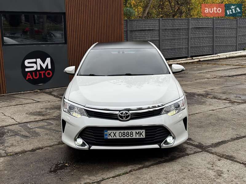 2015 toyota camry