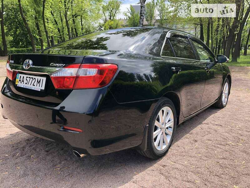 2012 toyota camry