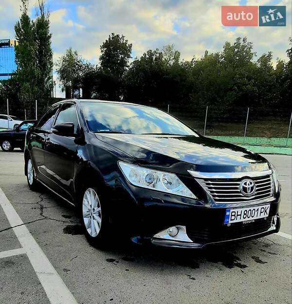 2013 toyota camry