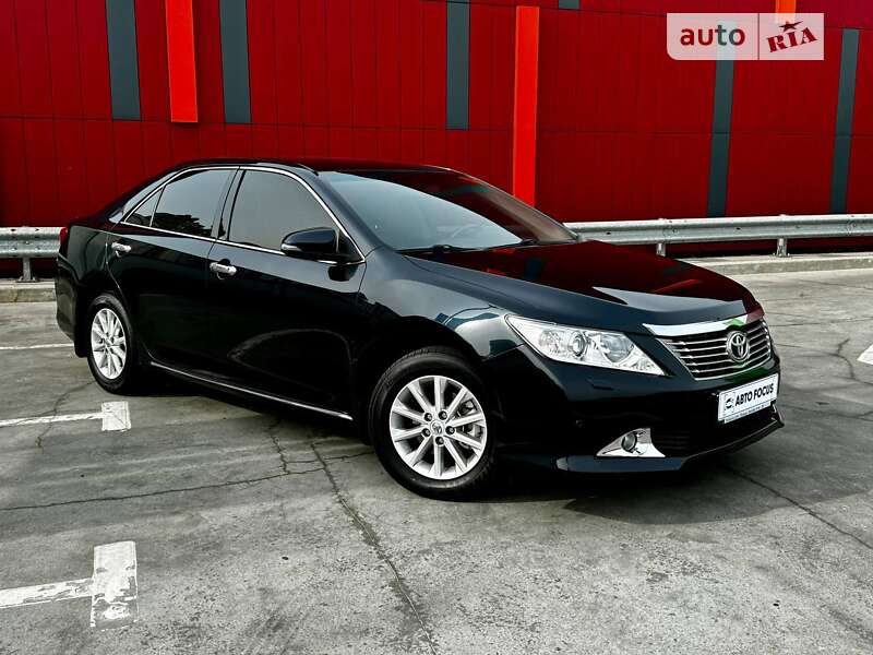 2013 toyota camry