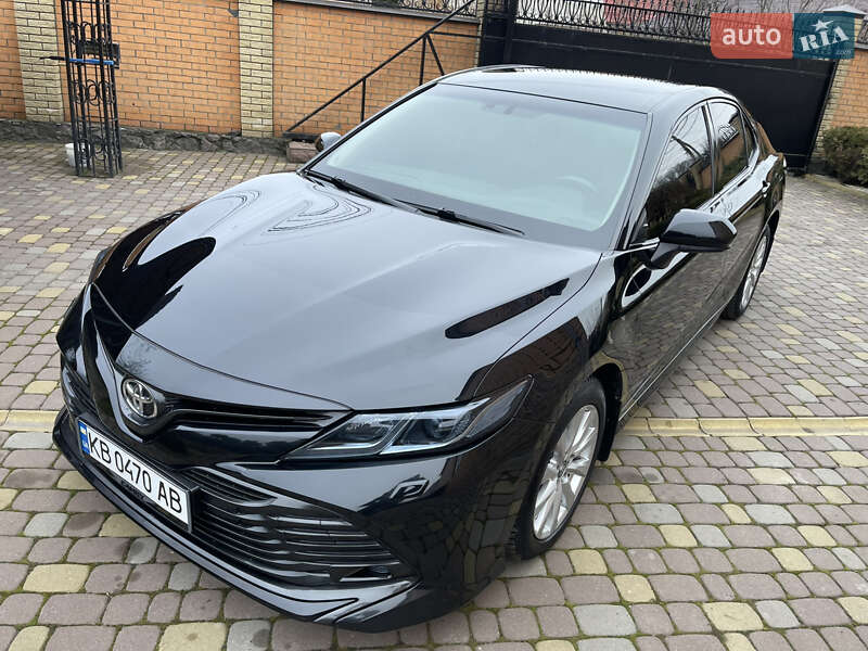 2018 toyota camry