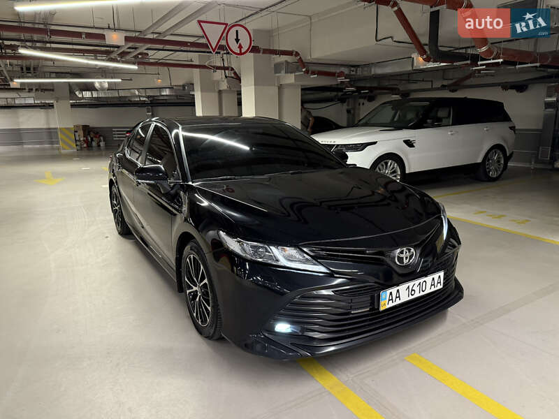 2018 toyota camry
