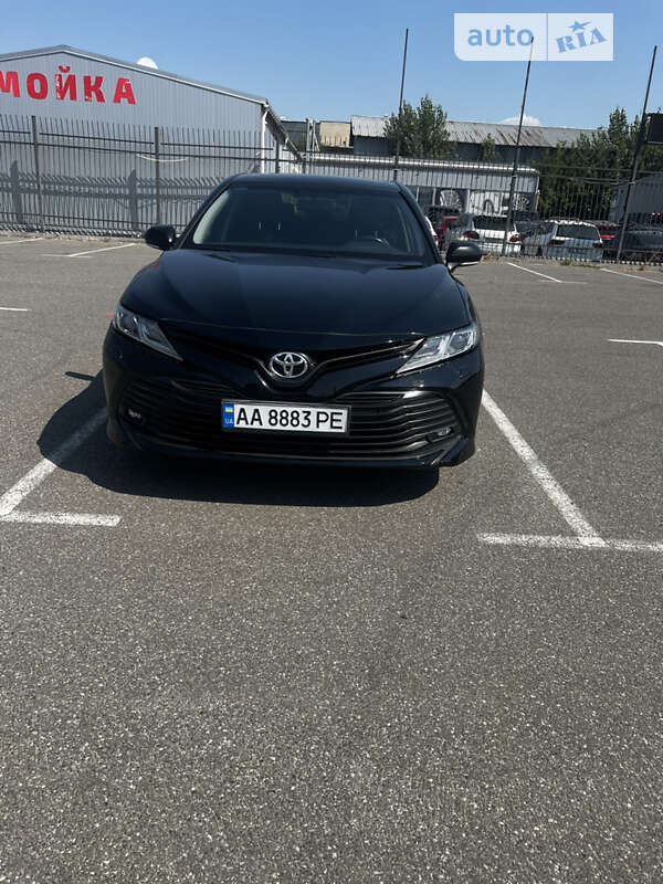 2018 toyota camry