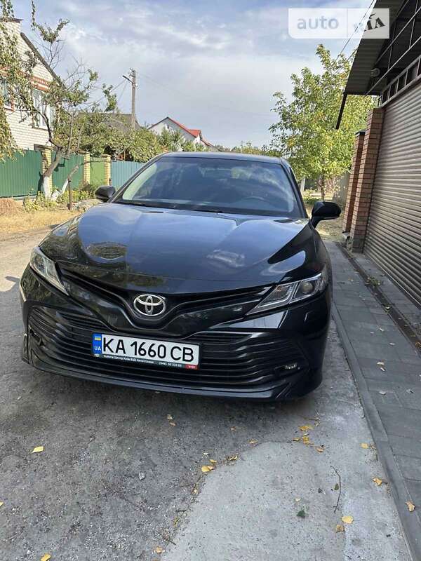2018 toyota camry