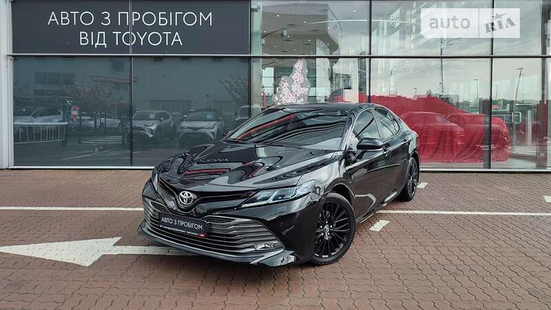 2019 toyota camry