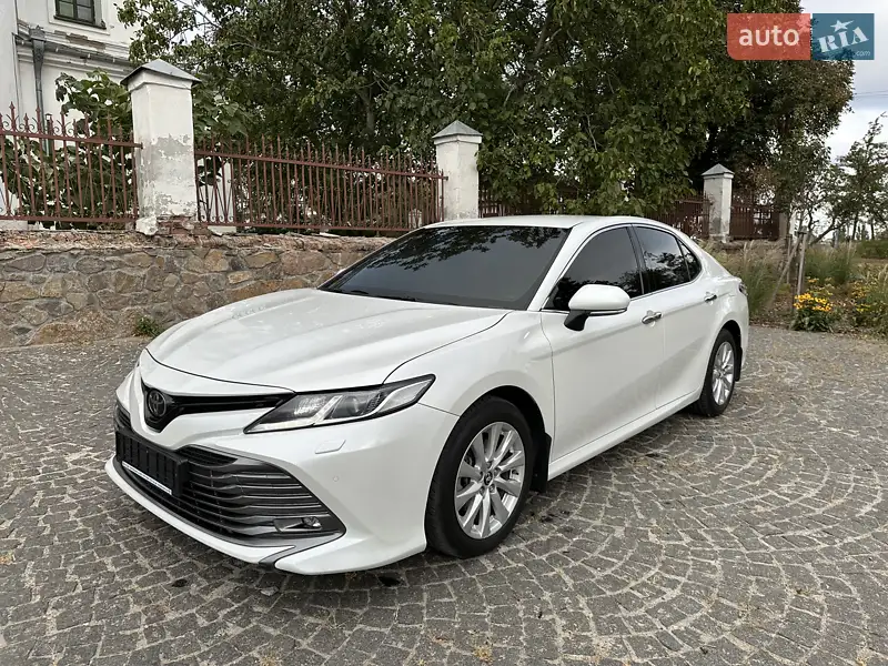 2018 toyota camry