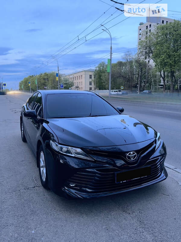 2018 toyota camry