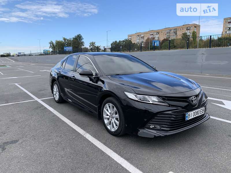 2019 toyota camry
