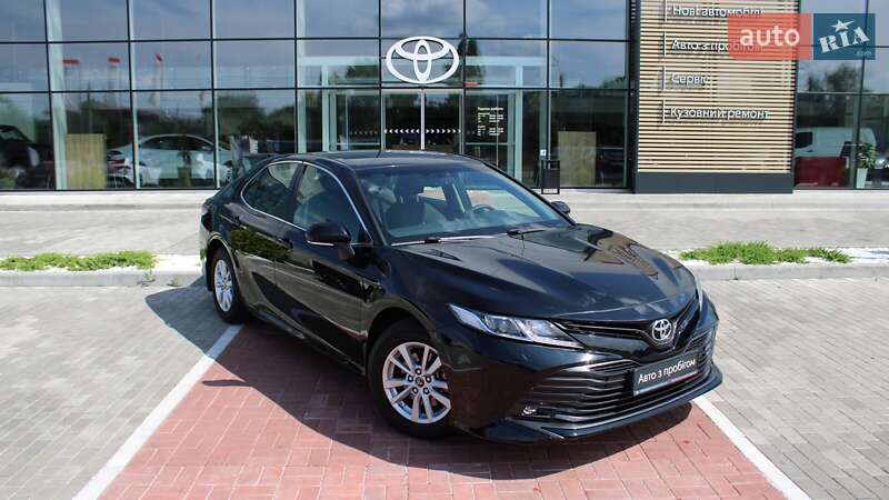 2018 toyota camry