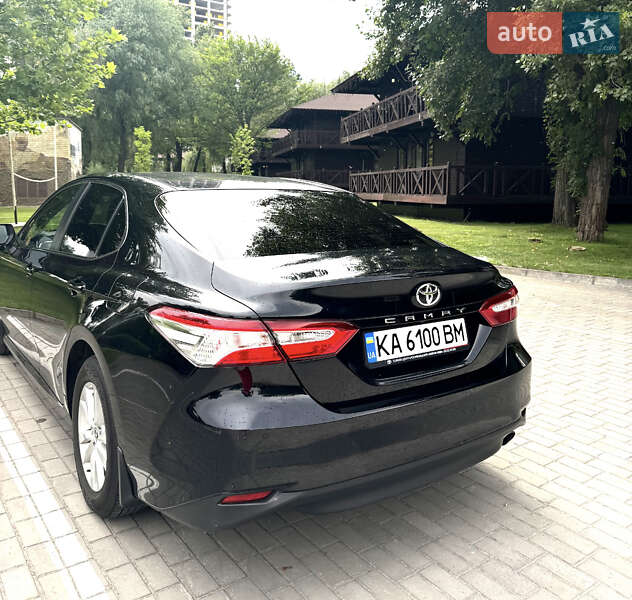2018 toyota camry