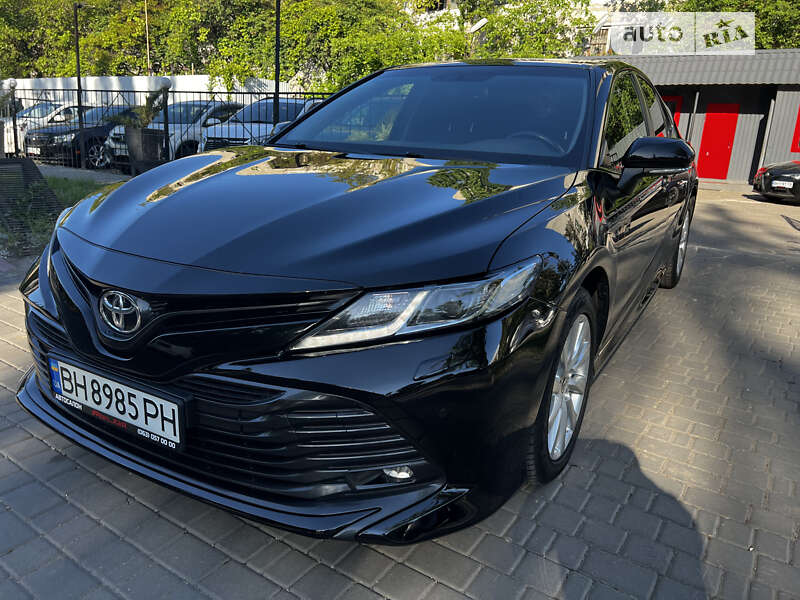 2020 toyota camry