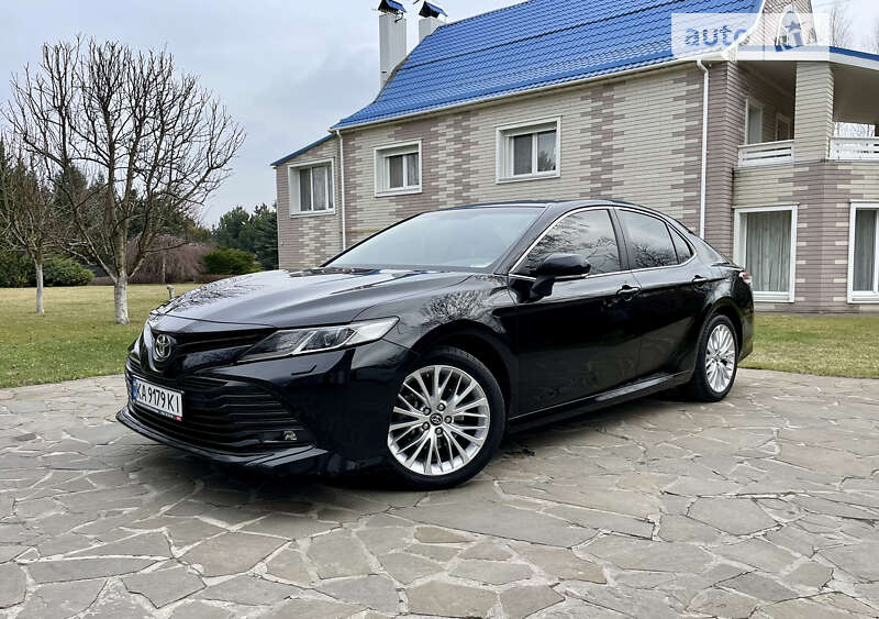 2018 toyota camry