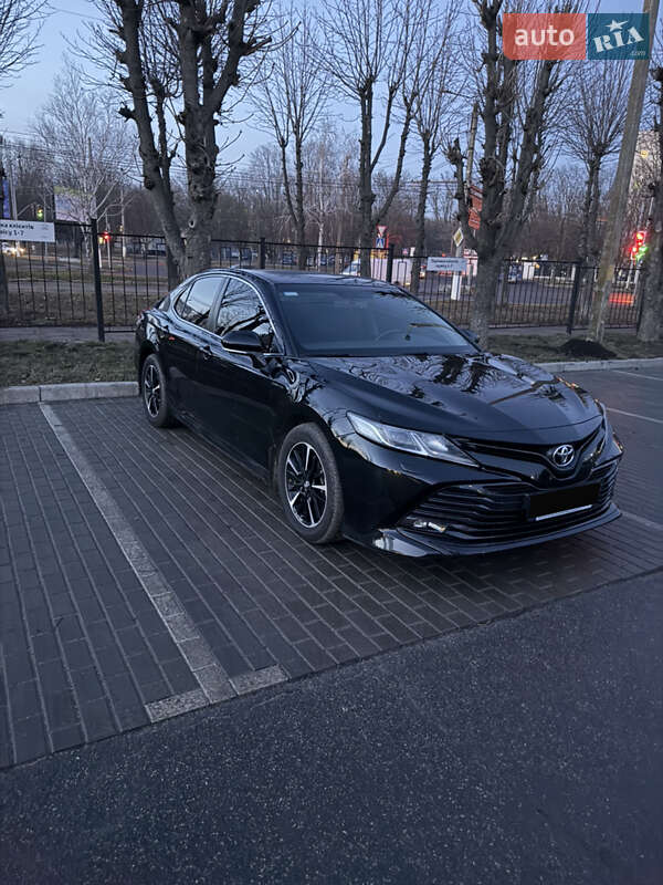 2018 toyota camry
