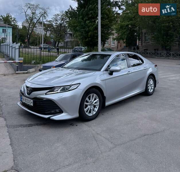 2018 toyota camry