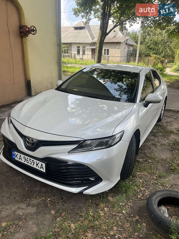 2018 toyota camry