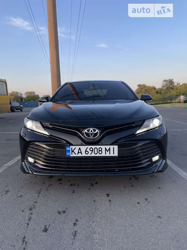2018 toyota camry