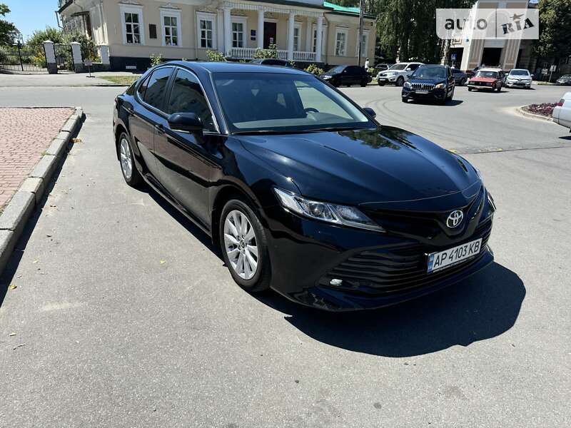 2019 toyota camry