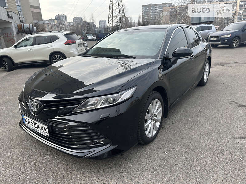 2018 toyota camry