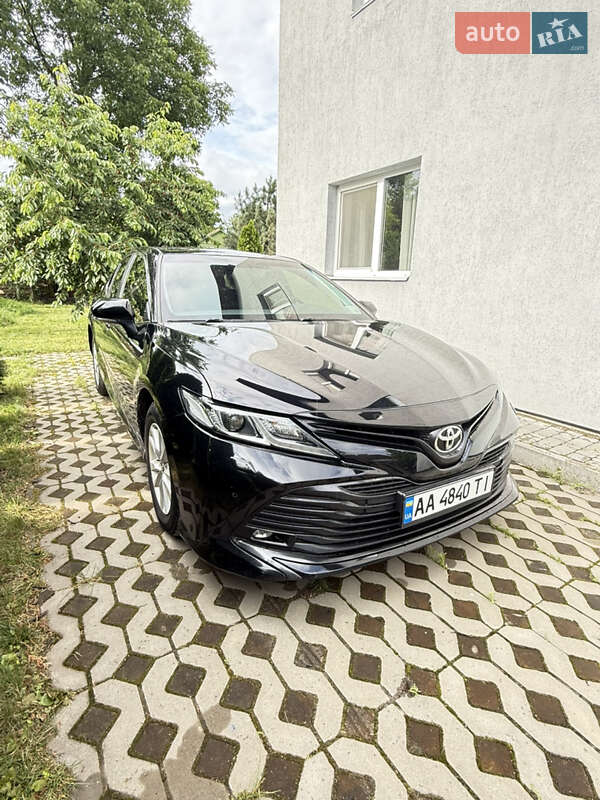2018 toyota camry